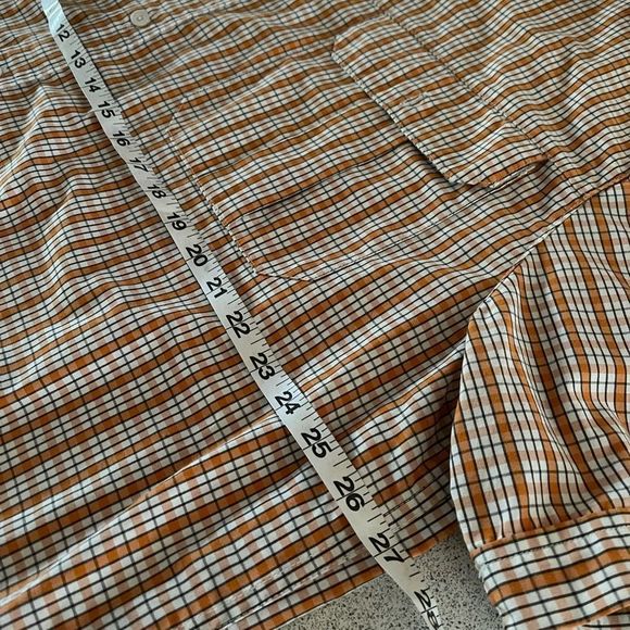 WindRiver button down vented plaid shirt - Picture 3 of 11